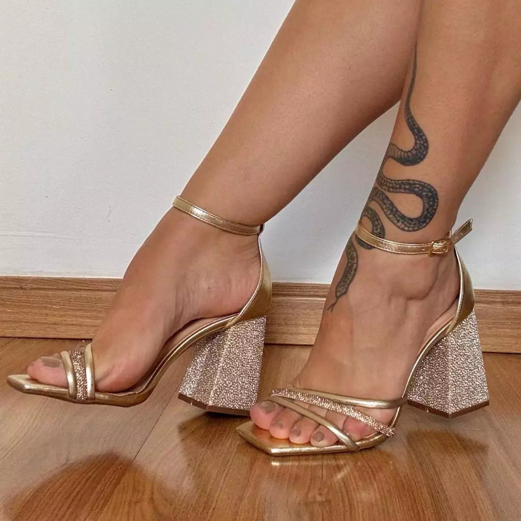 Sandália Feminina Salto Bloco Strass Brilho