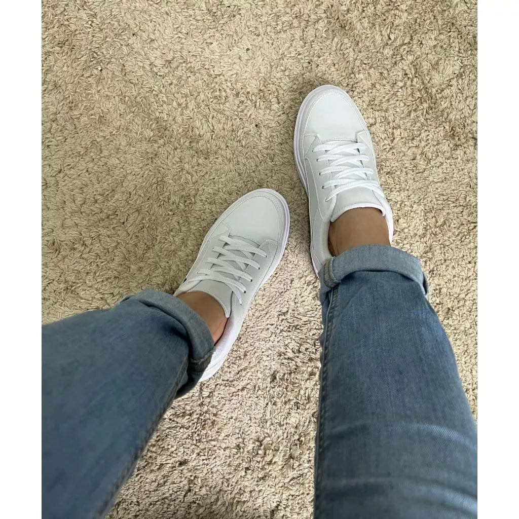 Tenis branco casual tenis